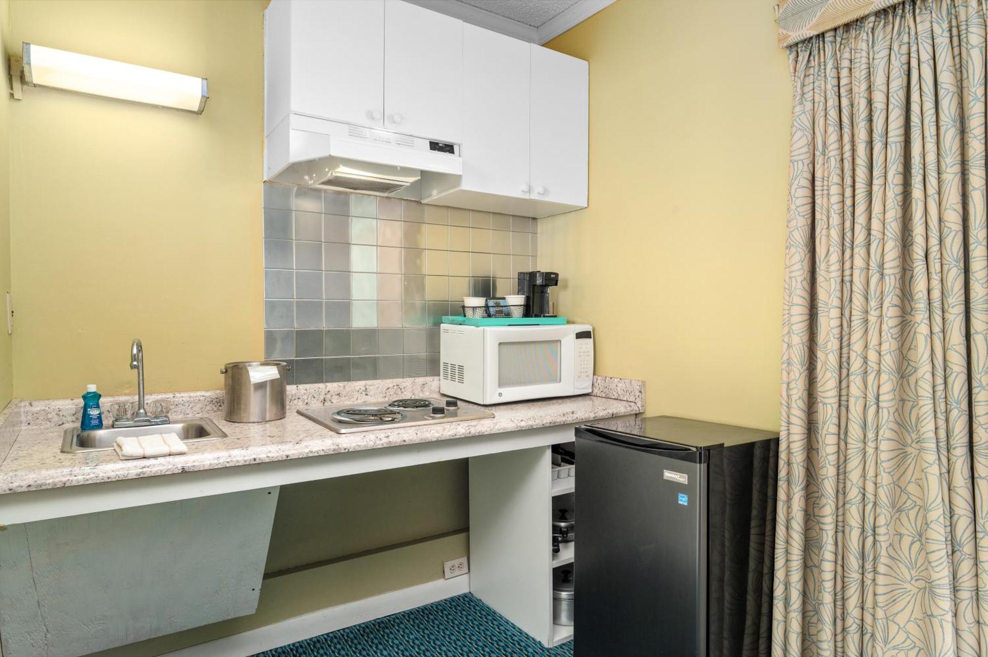 Cayman Suites Hotel Ocean City Exteriör bild
