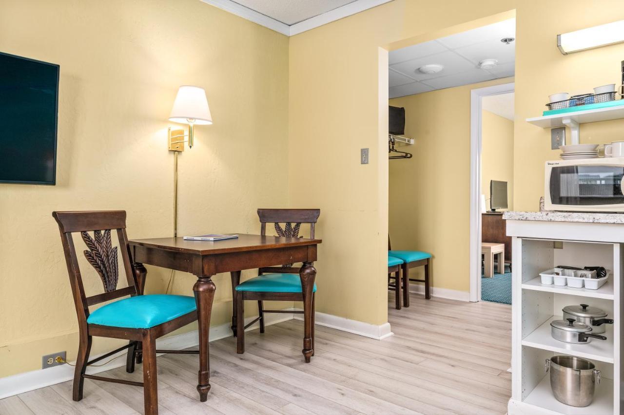 Cayman Suites Hotel Ocean City Exteriör bild